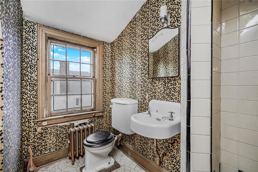 8044 Narrows Avenue, Brooklyn, New York image 29