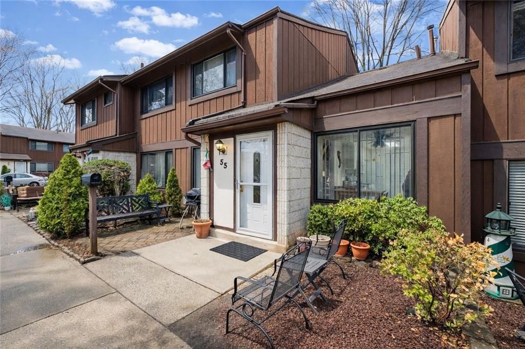 Photo of 55 Rumson Road #55, Staten Island, NY 10314 (MLS # 499857)