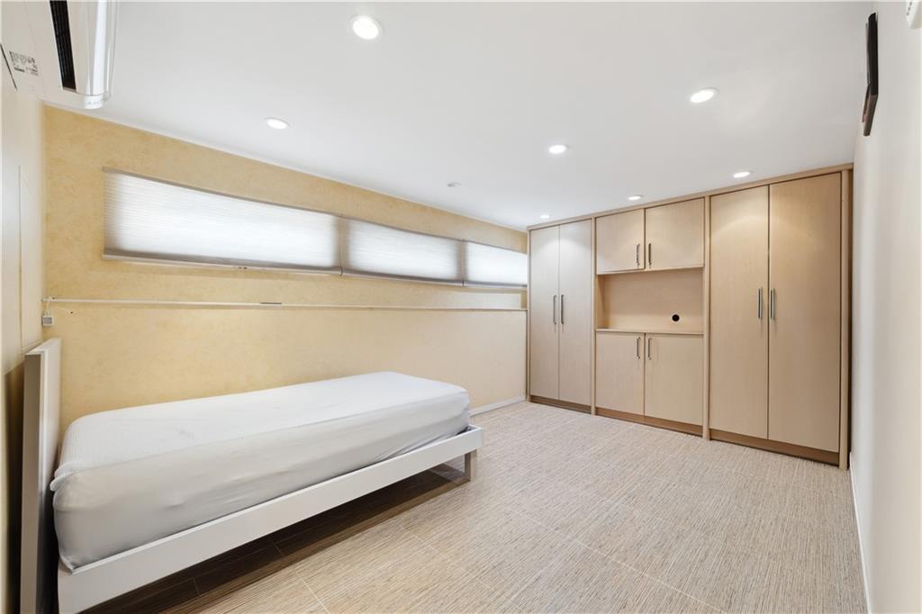 162 Norfolk Street, Brooklyn, New York image 25