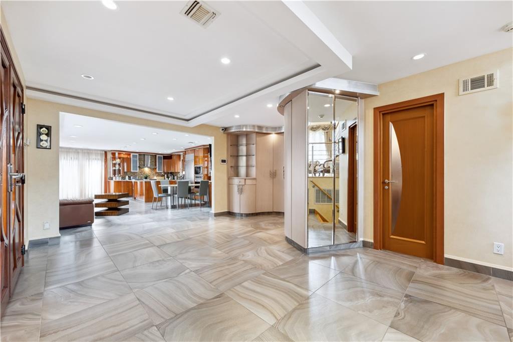 162 Norfolk Street, Brooklyn, New York image 5