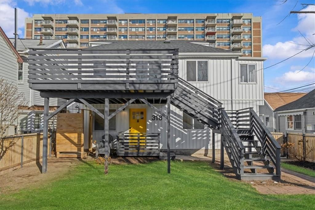 Photo of 318A Beach 101st Street, Rockaway Beach, NY 11694 (MLS # 498076)