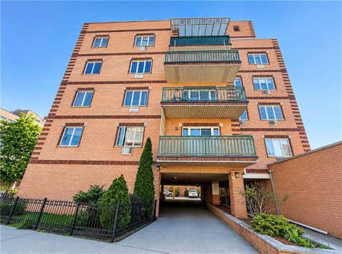 Homes For Sale - 2801 11th Street #3A<br/> Brooklyn, NY 11235