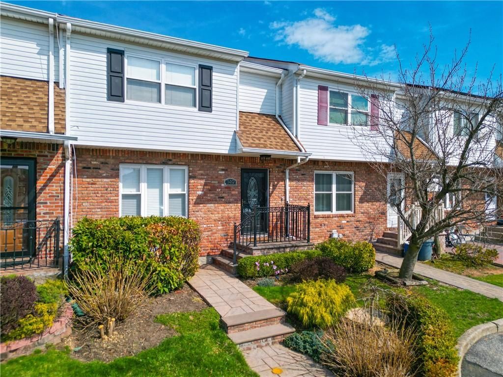 Photo of 149 Freedom Avenue, Staten Island, NY 10314 (MLS # 500188)