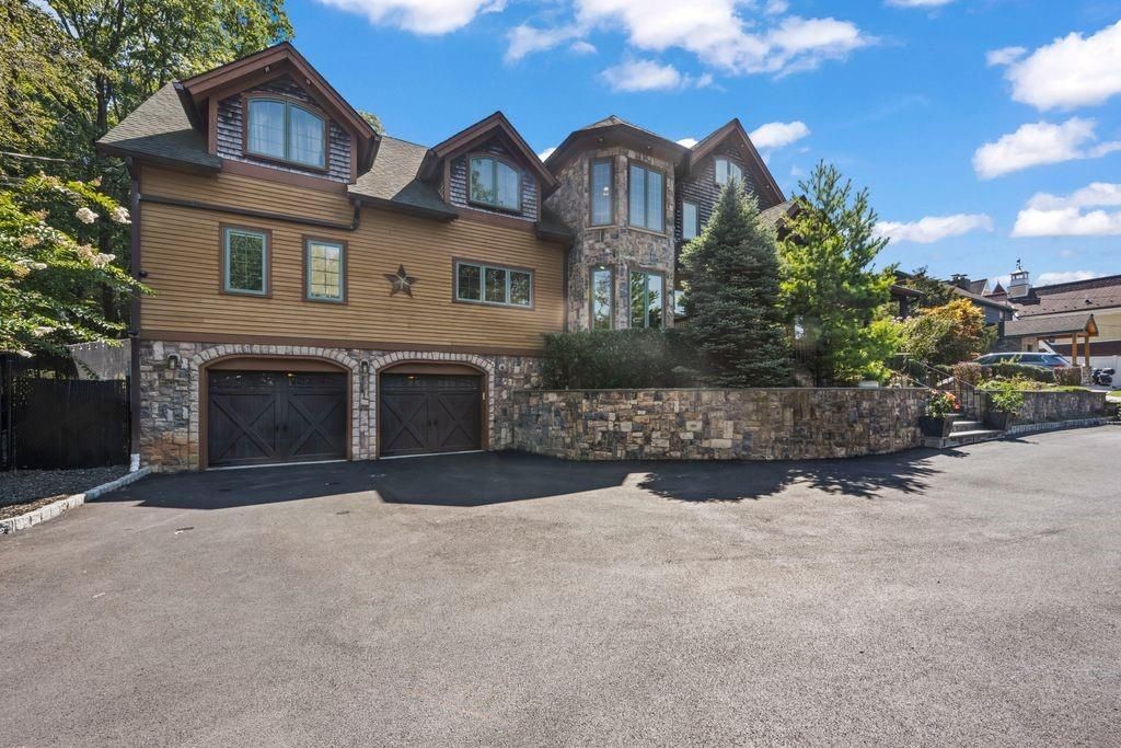 Photo of 191 Nevada Avenue, Staten Island, NY 10306 (MLS # 500290)