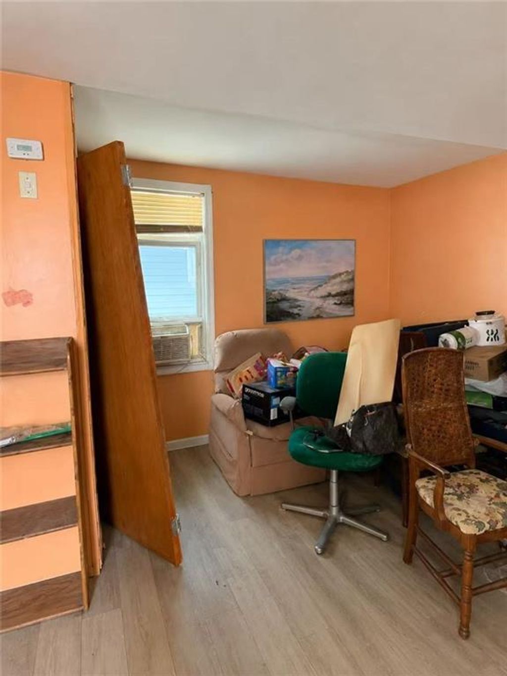 Photo of 32 Seafoam Street, Staten Island, NY 10306 (MLS # 501447)