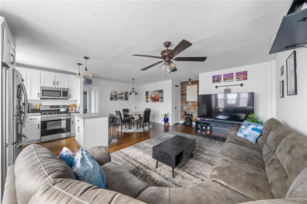 Photo of 7520 Ridge Boulevard #2A, Brooklyn, NY 11209 (MLS # 499424)