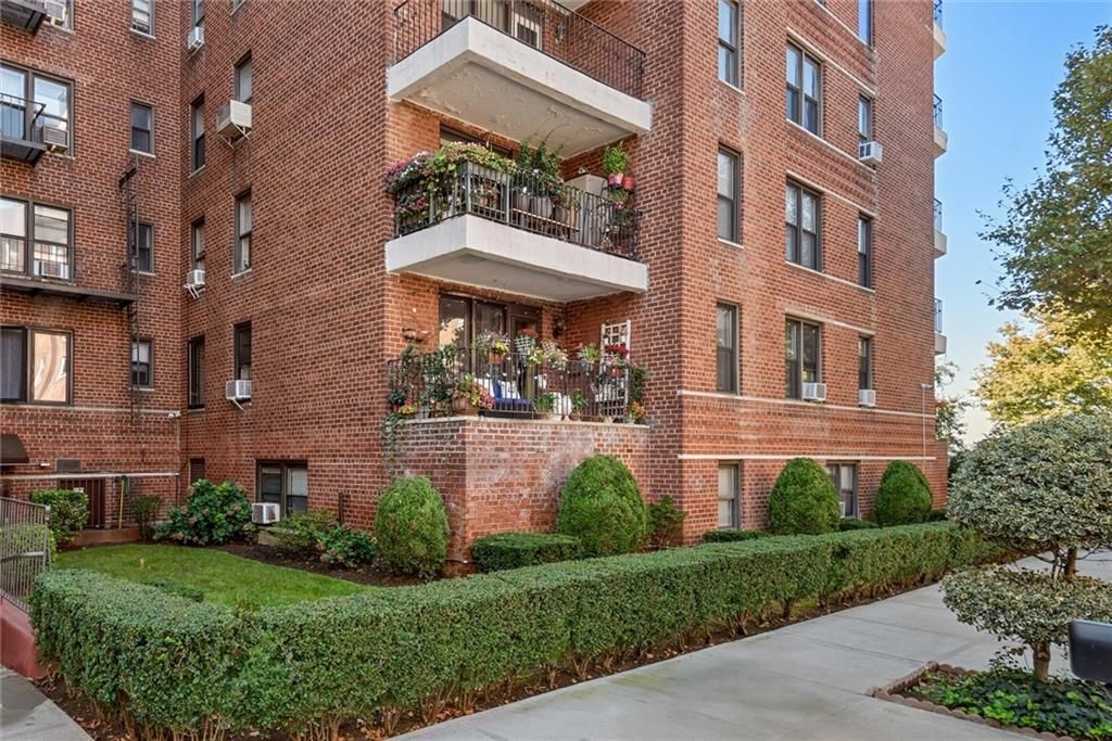 Photo of 7401 Shore Road #1E, Bay Ridge, NY 11209 (MLS # 496471)