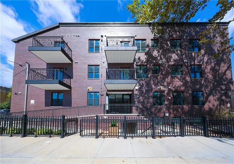 Homes For Sale - 8315 13th Avenue #2D<br/> Brooklyn, NY 11228