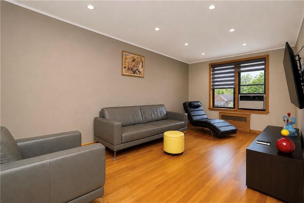 Photo of 711 Montauk Court #2H, Brooklyn, NY 11235 (MLS # 501949)