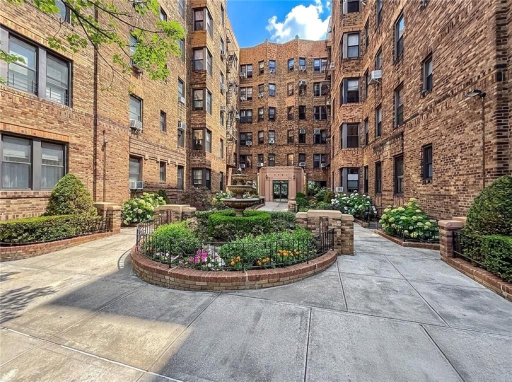 Photo of 9701 Shore Road #2G, Brooklyn, NY 11209 (MLS # 500977)