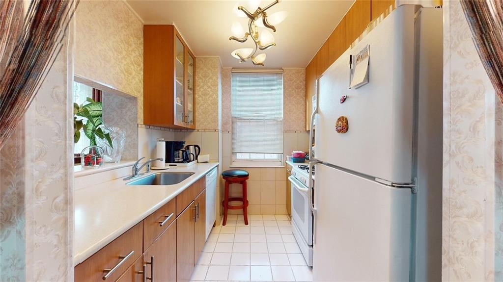 45 Oceana Drive #8A, Brooklyn, New York image 14