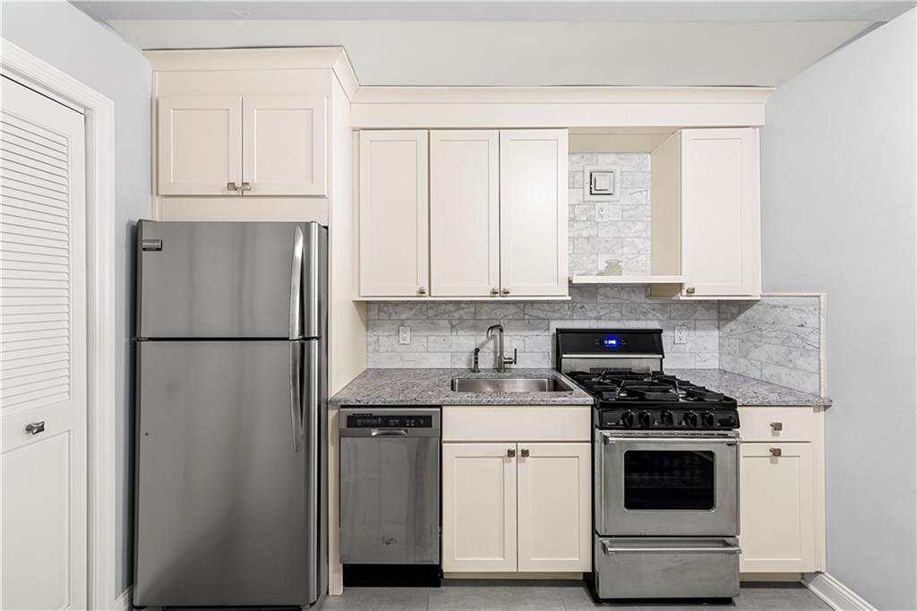 221 Mcdonald Avenue #P3, Brooklyn, New York image 7