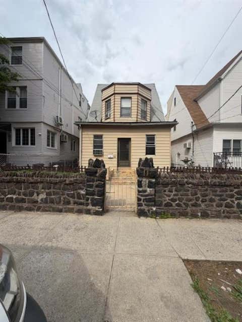 Multifamily For Sale - 1209 37th Street<br/> Brooklyn, NY 11218