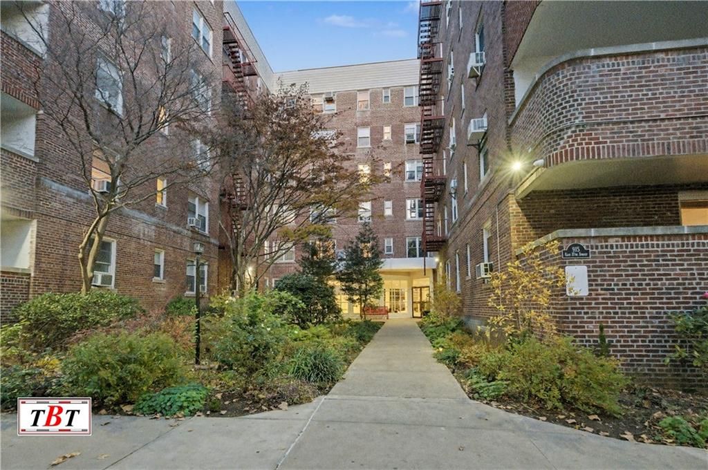 Photo of 915 17th Street #214, Brooklyn, NY 11230 (MLS # 497629)