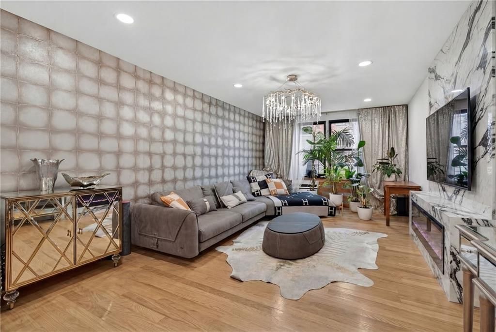Photo of 2546 13th Street #E16, Brooklyn, NY 11235 (MLS # 501887)