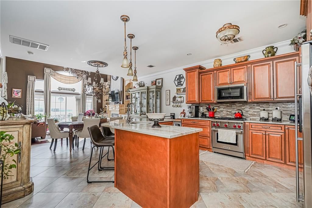 Photo of 45 Tiller Court, Staten Island, NY 10309 (MLS # 498791)