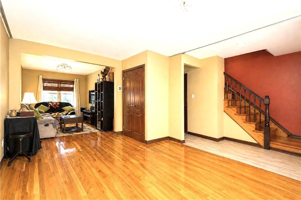 Photo of 2470 Bragg Street, Brooklyn, NY 11235 (MLS # 500839)