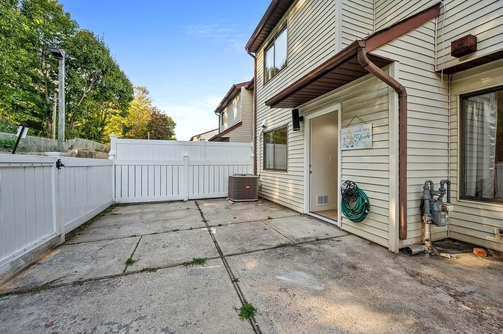 Photo of 190A Pierce Street, Staten Island, NY 10304 (MLS # 496516)
