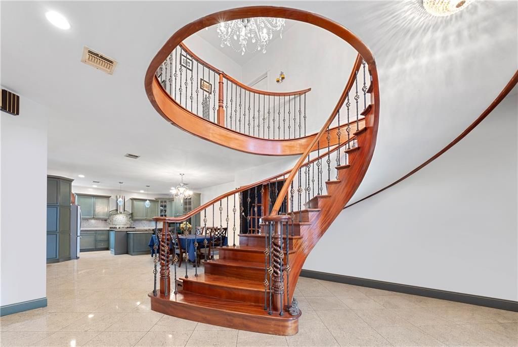 Photo of 88 Hillcrest Street, Staten Island, NY 10308 (MLS # 500213)