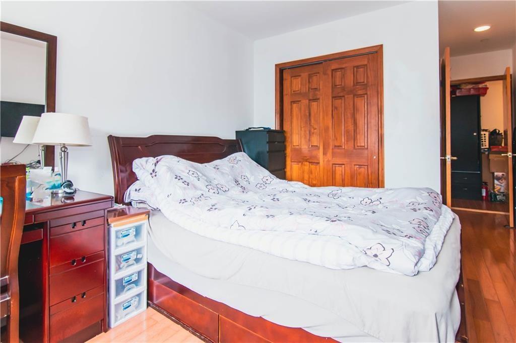 140 Avenue O #2R, Brooklyn, New York image 6