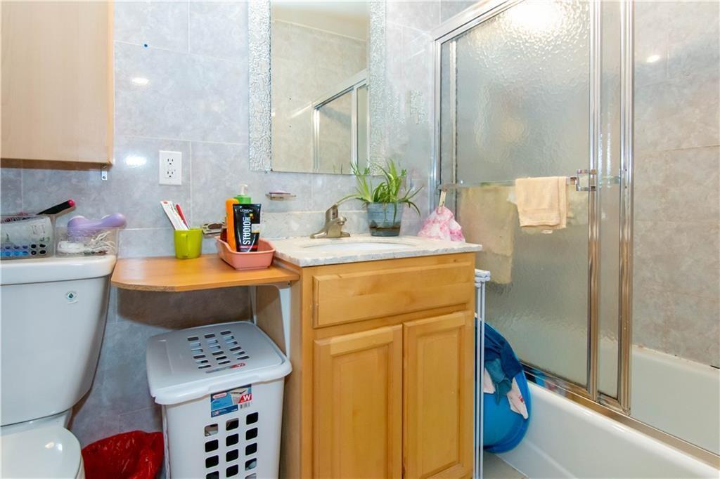 140 Avenue O #2R, Brooklyn, New York image 3
