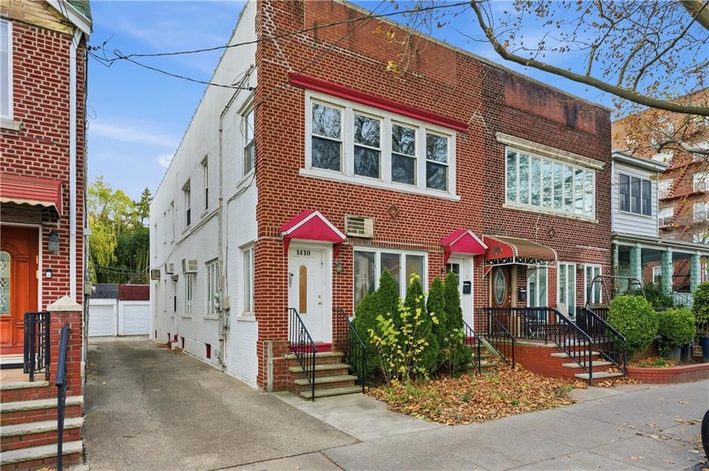 Photo of 1410 Ave R Avenue, Brooklyn, NY 11229 (MLS # 498018)