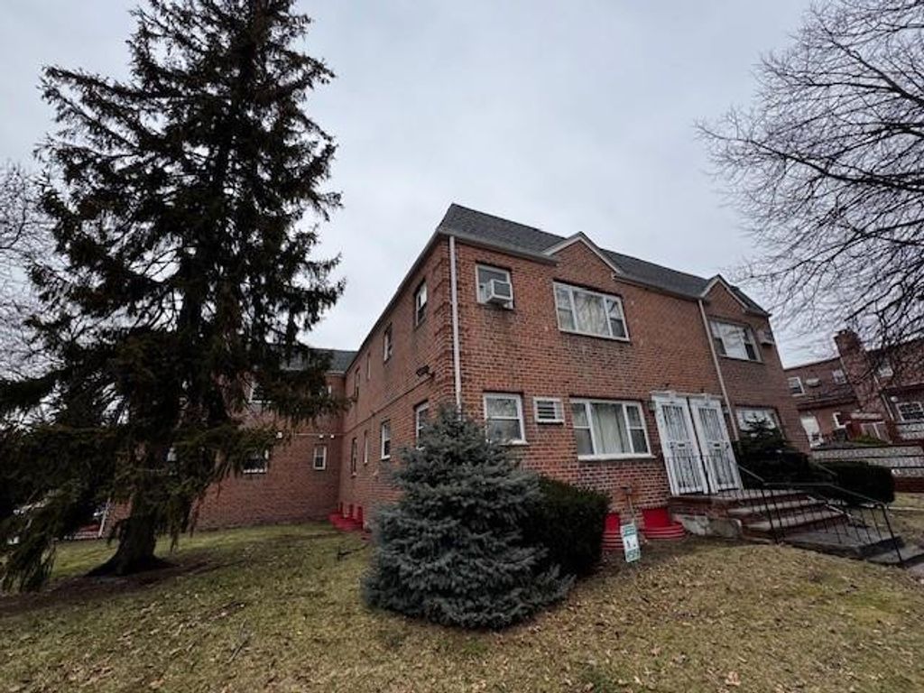 Photo of 1453 Independence Avenue #1B, Brooklyn, NY 11228 (MLS # 499789)