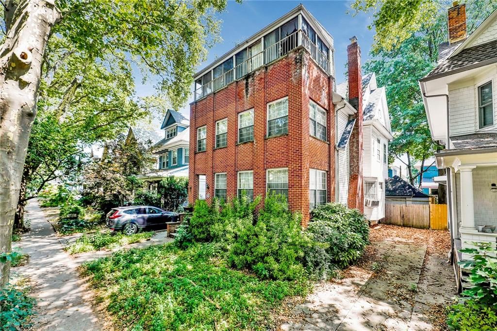 Photo of 511 Argyle Road, Brooklyn, NY 11218 (MLS # 494726)