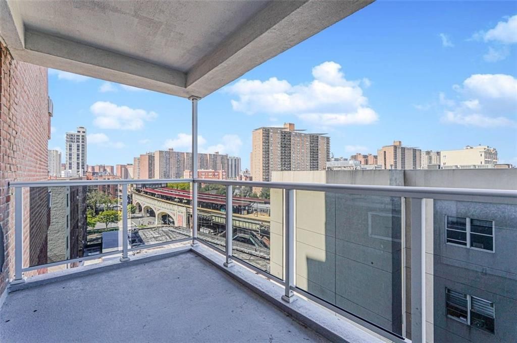 Photo of 40 Brighton 1st Road #7N, Brooklyn, NY 11235 (MLS # 495855)