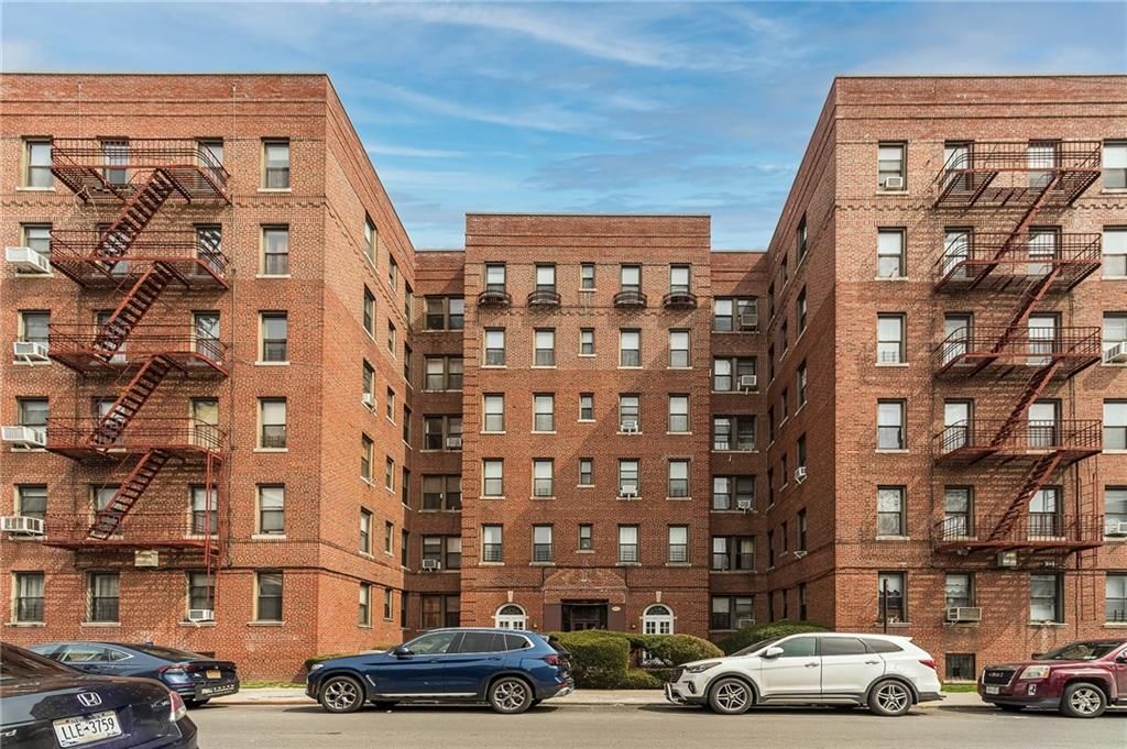 Photo of 1625 13th Street #5H, Brooklyn, NY 11229 (MLS # 499974)