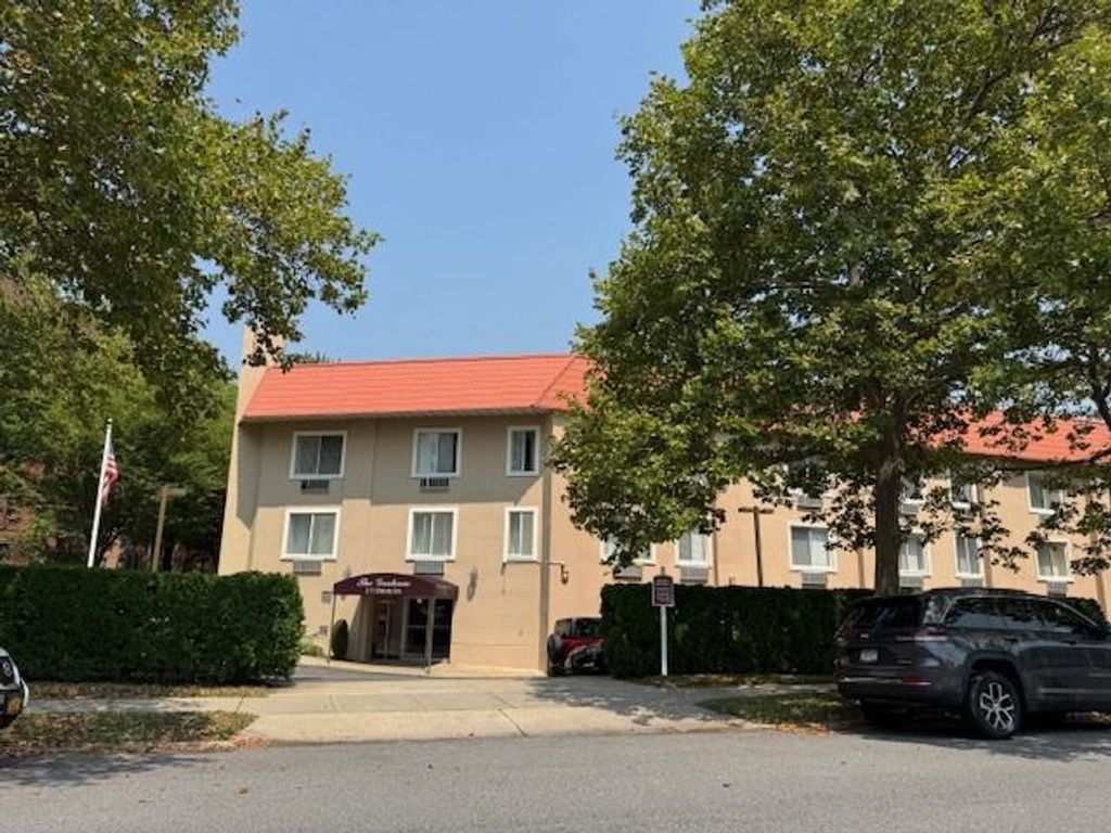 Photo of 3171 Whitney Avenue #3F, Brooklyn, NY 11229 (MLS # 494722)