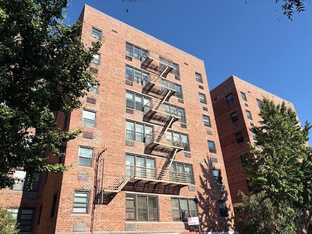 Photo of 515 7th Street #1M, Brooklyn, NY 11218 (MLS # 495676)