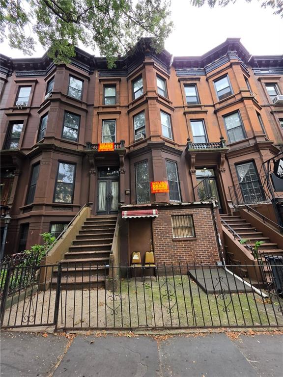 Photo of 816 Union Street, Brooklyn, NY 11215 (MLS # 505658)