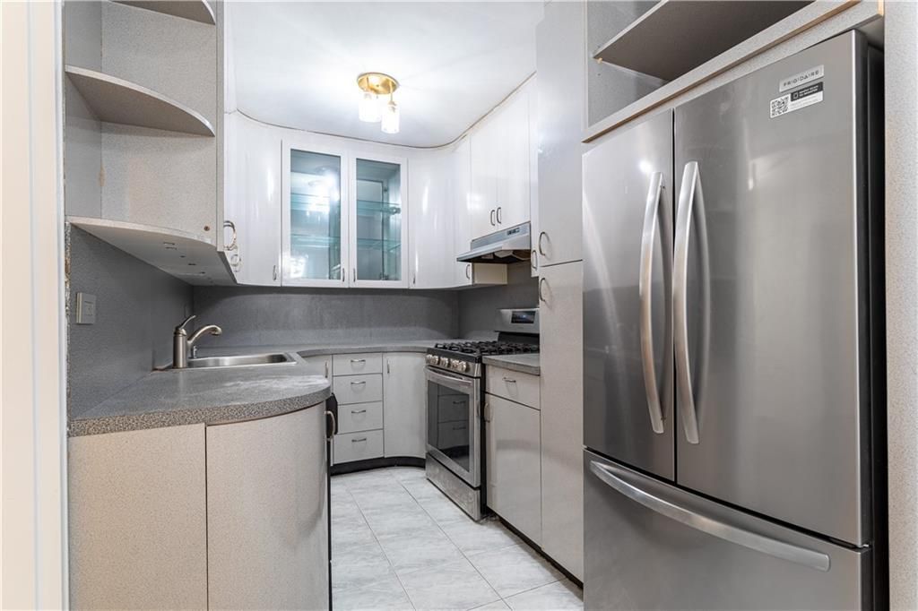 Photo of 2727 Ocean Parkway #B10, Brooklyn, NY 11235 (MLS # 499561)