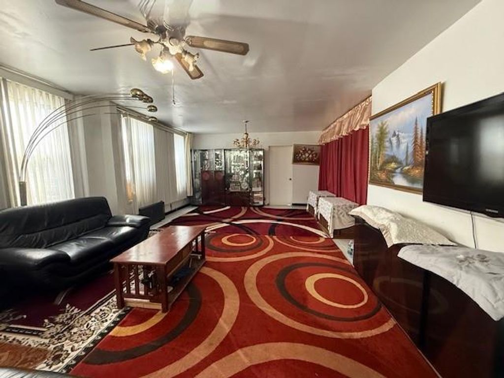 Photo of 2184 9th Street, Brooklyn, NY 11223 (MLS # 500105)