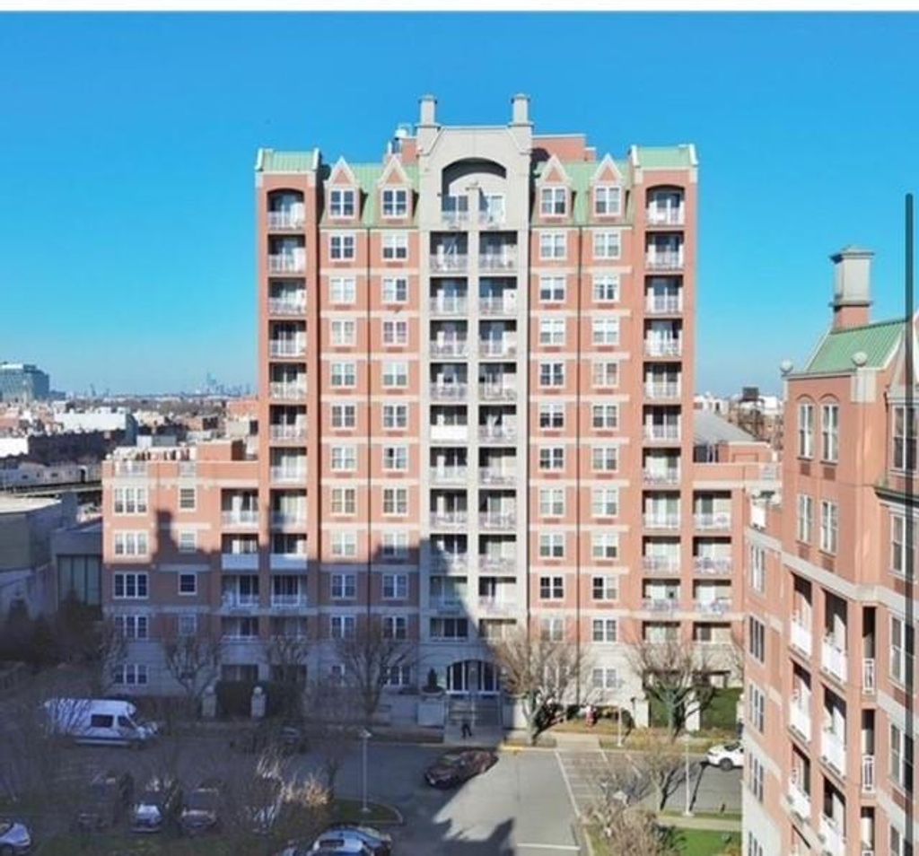 Photo of 40 Oceana Drive #9B, Brooklyn, NY 11235 (MLS # 498542)