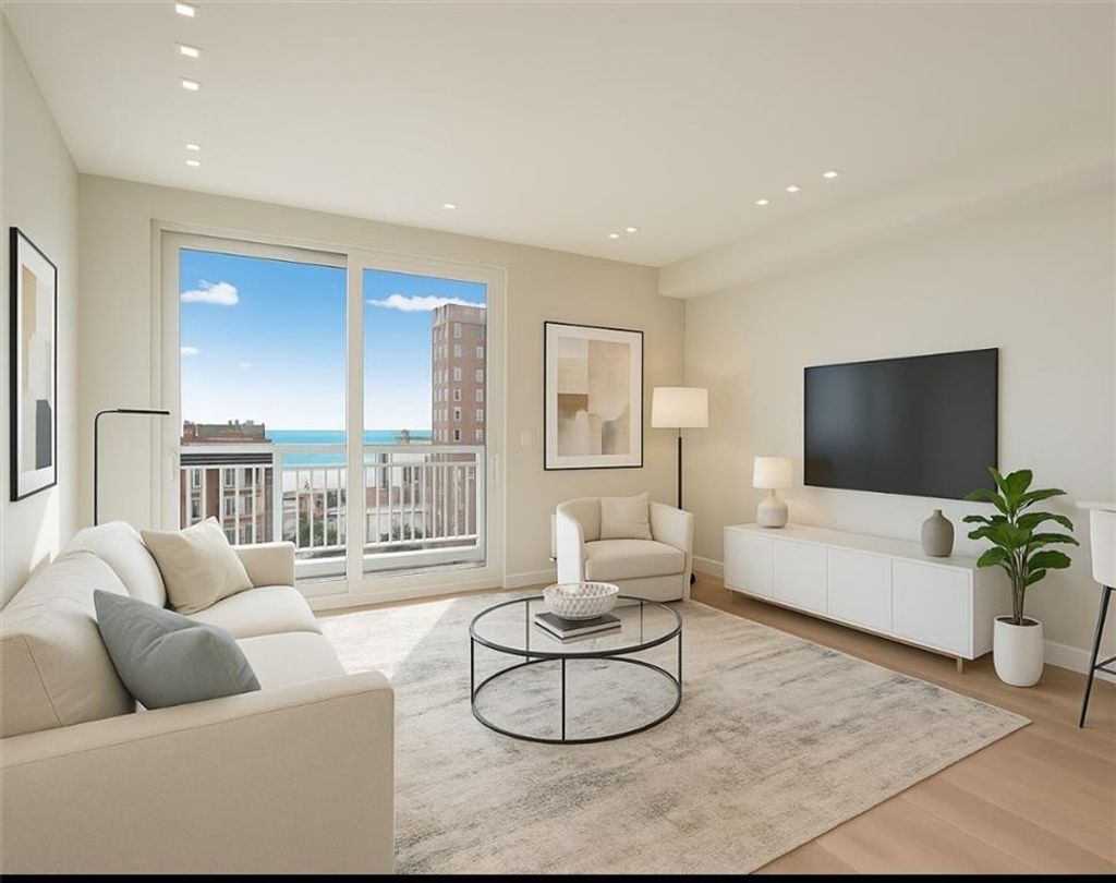Photo of 40 Oceana Drive #9B, Brooklyn, NY 11235 (MLS # 498542)