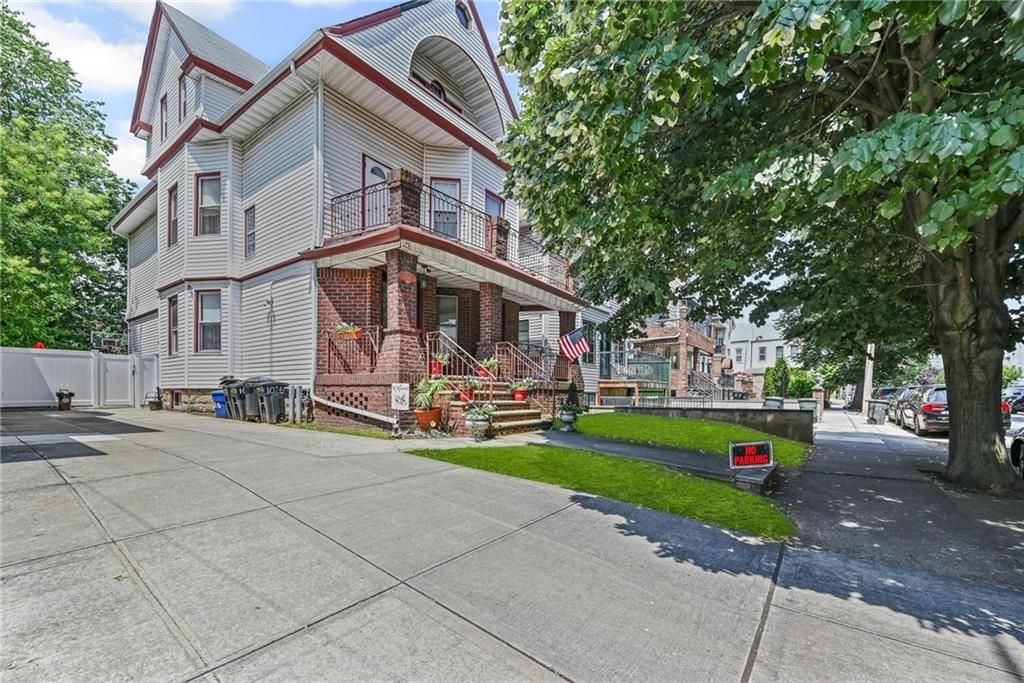 Photo of 1026 2nd Street, Brooklyn, NY 11230 (MLS # 494095)