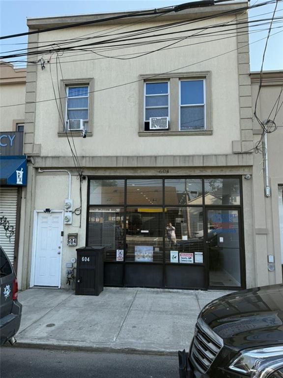 Photo of 604 Midland Avenue, Staten Island, NY 10306 (MLS # 502031)