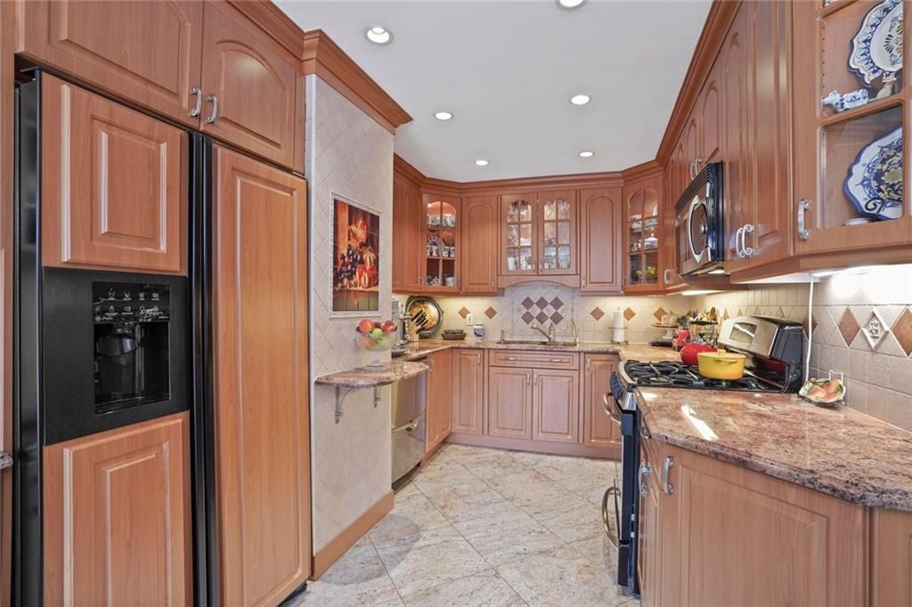 Photo of 2514 Hubband Street, Brooklyn, NY 11235 (MLS # 495154)