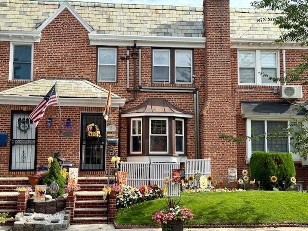 Photo of 1861 32nd Street, Brooklyn, NY 11234 (MLS # 496194)