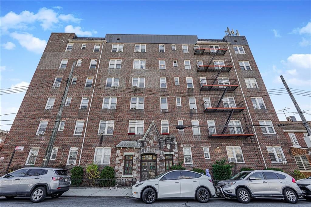 Photo of 760 67th Street #6J, Brooklyn, NY 11220 (MLS # 497735)