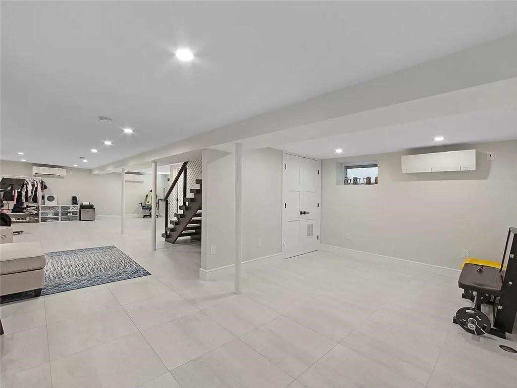 4906 21st Avenue, East Elmhurst, New York image 13