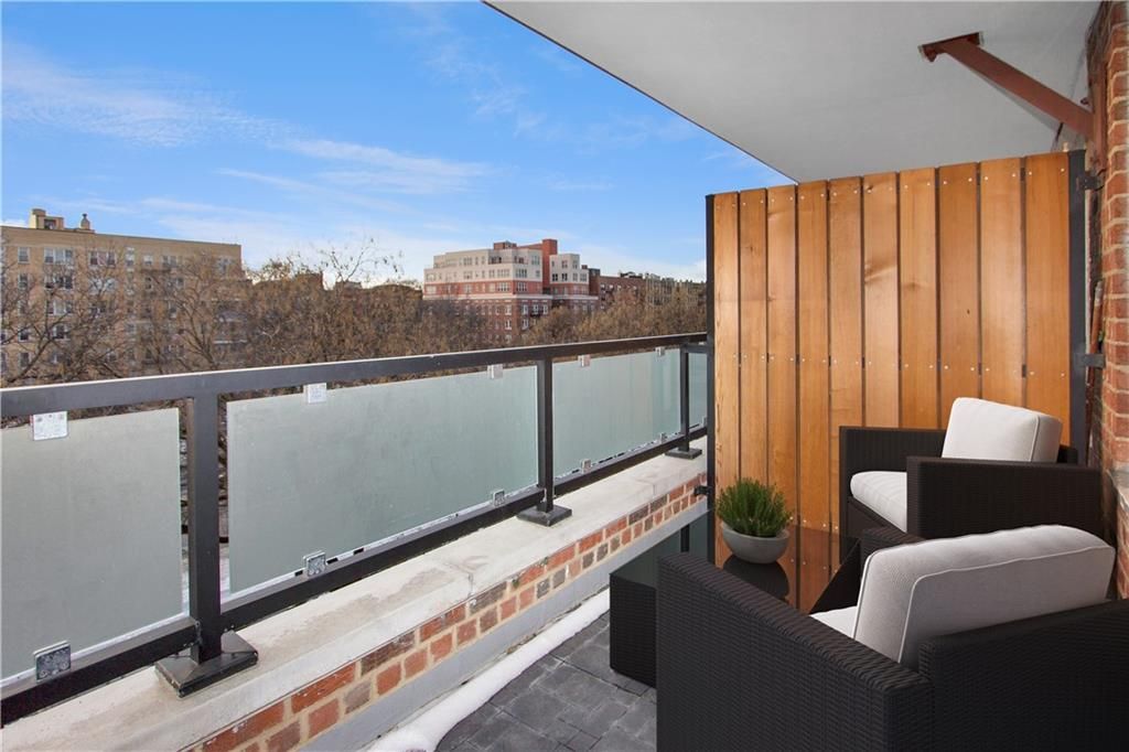 Photo of 525 Ocean Parkway #4J, Brooklyn, NY 11218 (MLS # 498758)