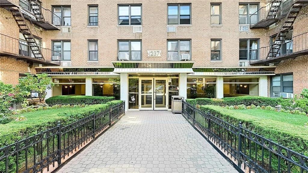 1237 Avenue Z #F2, Brooklyn, New York image 22