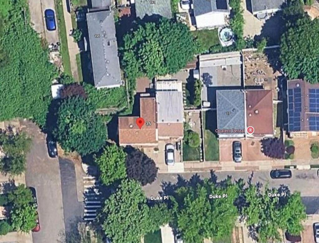 Photo of 35 Duke Place, Staten Island, NY 10314 (MLS # 499232)