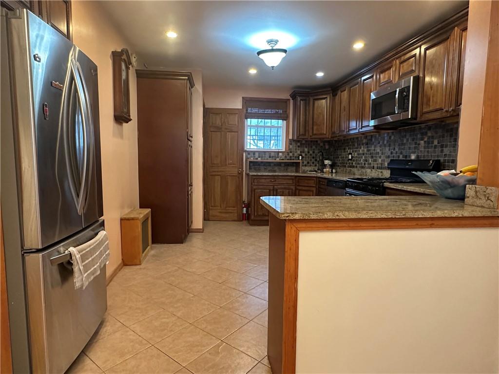 10421 171st Street, Jamaica, New York image 13