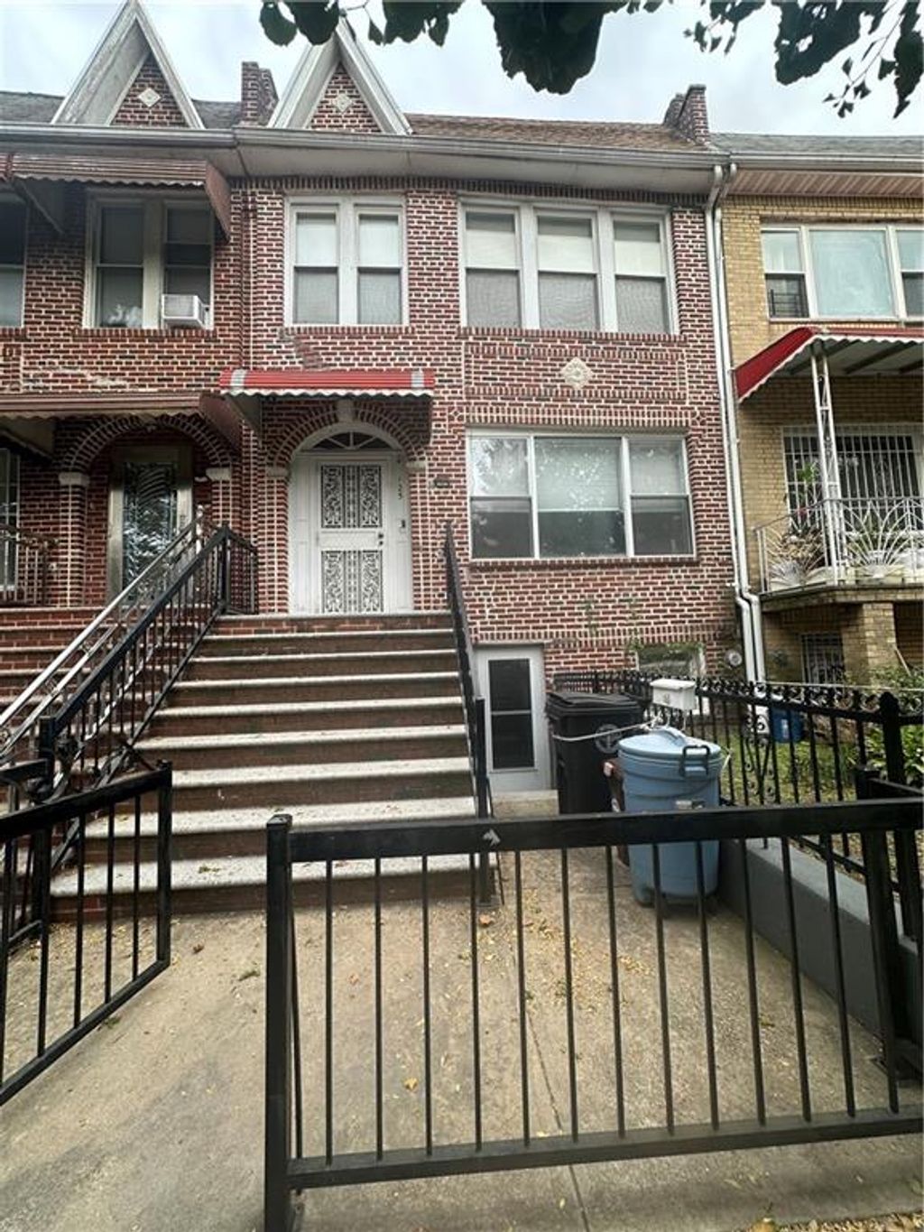 Photo of 125 Bay 40th Street, Brooklyn, NY 11214 (MLS # 496983)