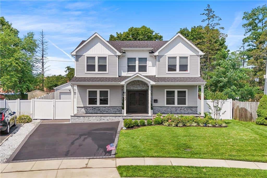 Photo of 4037 Jean Avenue, Other, NY 11714 (MLS # 503111)