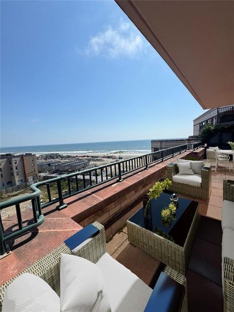 Apartment For Sale - 136 Beach 117th Street #7F<br/> Rockaway Park, NY 11694